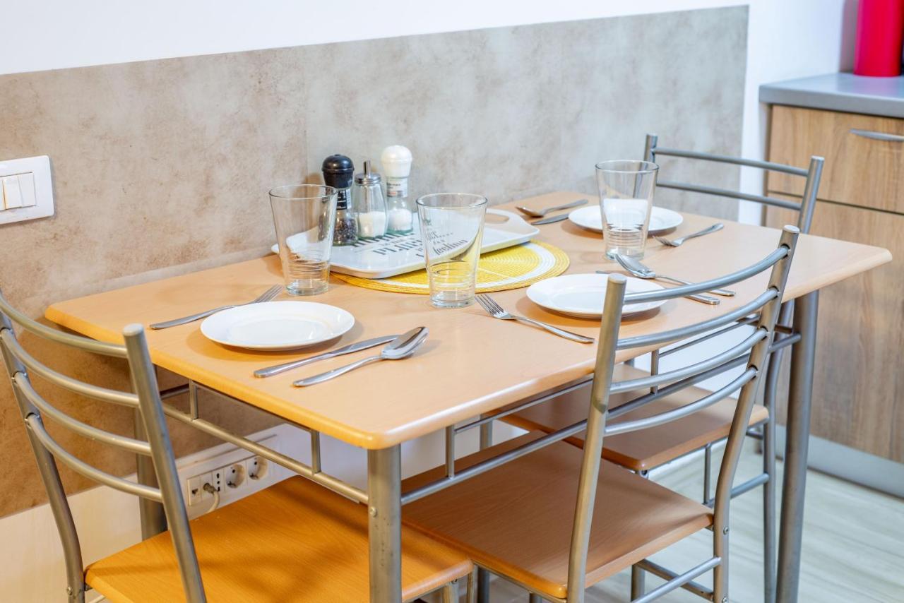 Studio Residence Militari M5 Chiajna 外观 照片